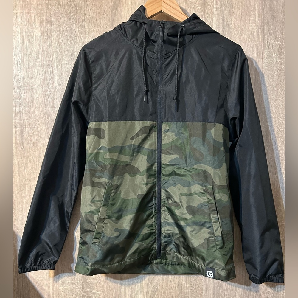 Quikflip Dryflip Windbreaker Size XS Camo